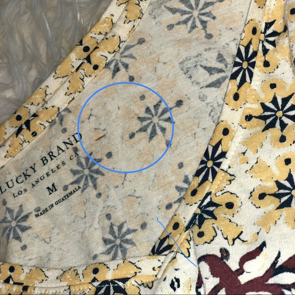 🎉 FINAL DROP! NWOT - Lucky Brand T-Shirt Details, Cotton - Picture 4 of 4